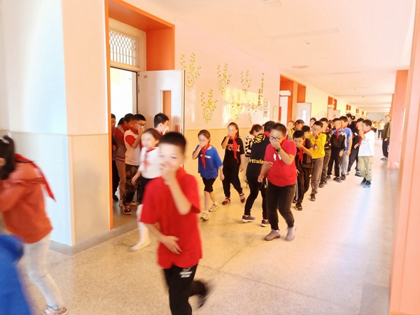 ede4bb83bbb2498684e97e5f******417.jpg ede4bb83bbb2498684e97e5f******417.jpg