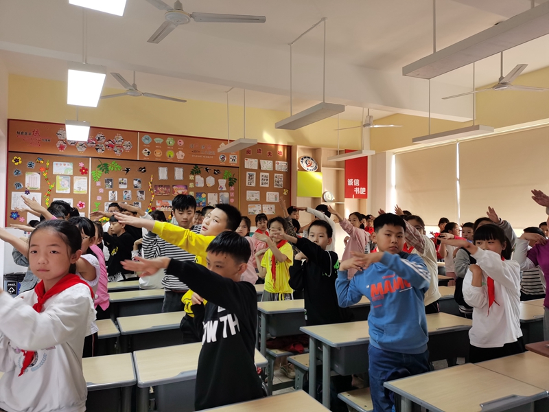 0cf4d7b3c50b4192ab93c9cac32d557a.jpg 0cf4d7b3c50b4192ab93c9cac32d557a.jpg