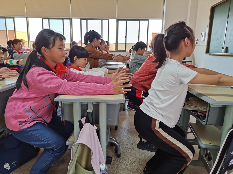 b69e496baf98409eb5e3b30b8c1b1dd4.jpg b69e496baf98409eb5e3b30b8c1b1dd4.jpg