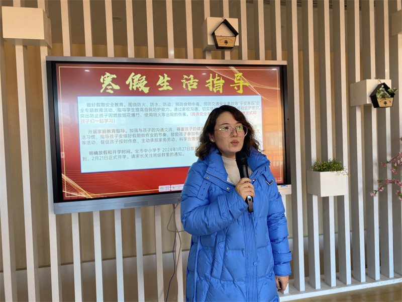 73b0d54d0c99429b8e112f679c7b9372.jpg 73b0d54d0c99429b8e112f679c7b9372.jpg