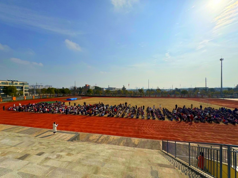 7b3819f6152******3951a9afc2be067c6.jpg 7b3819f6152******3951a9afc2be067c6.jpg